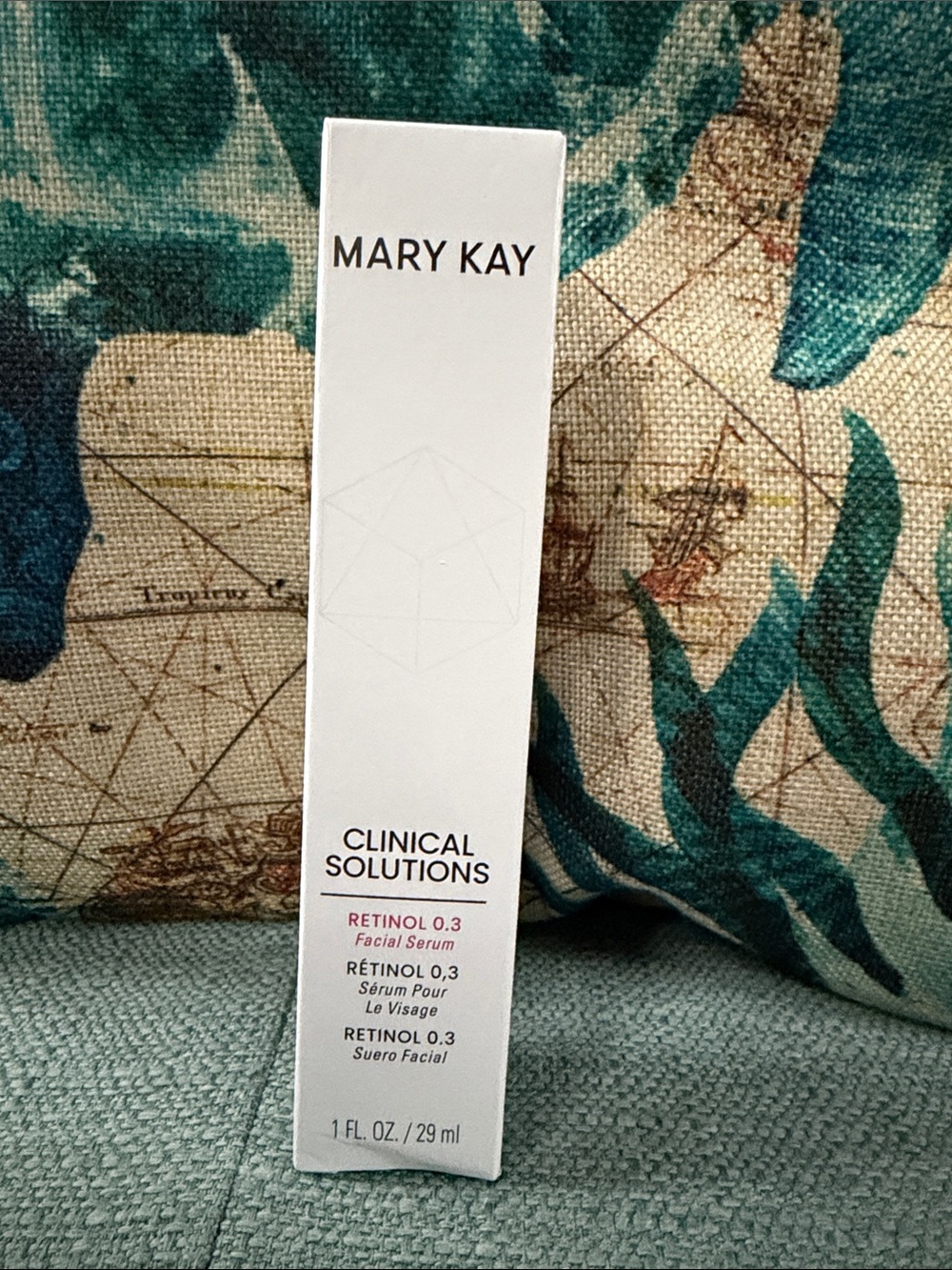 Mary Kay Clinical Solutions Retinol 0.3 Facial Serum - White